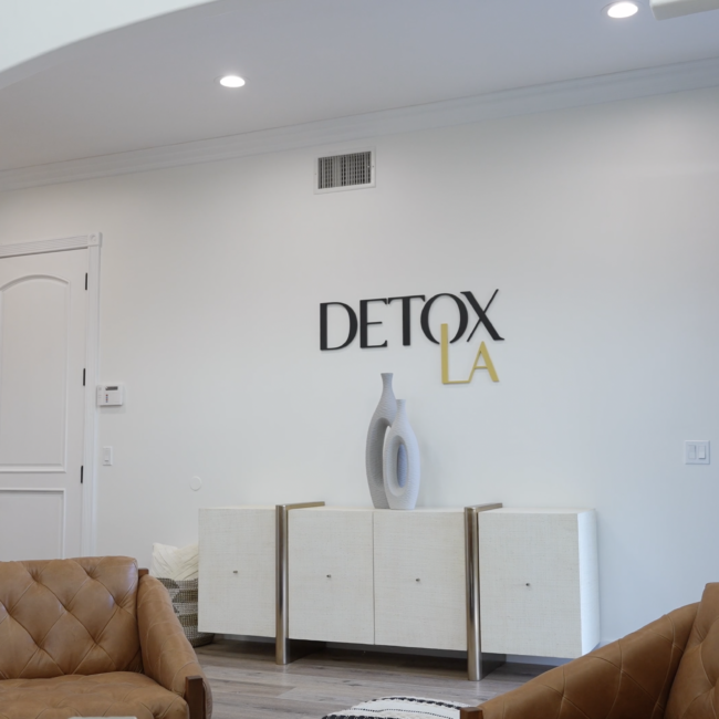 interior photo of Detox LA Facility showing entryway